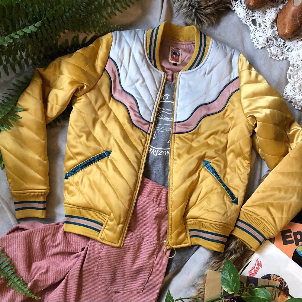 Dolly Western Bomber Jacket ✨